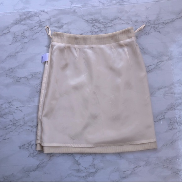 Dolce & Gabbana Tweed Knit Mini Skirt Ivory Women’s Size 38 - Picture 12 of 12